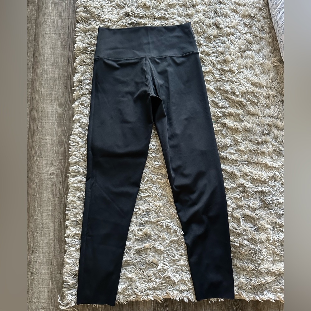 Aerie Offline High Waisted Black Leggings Size Large